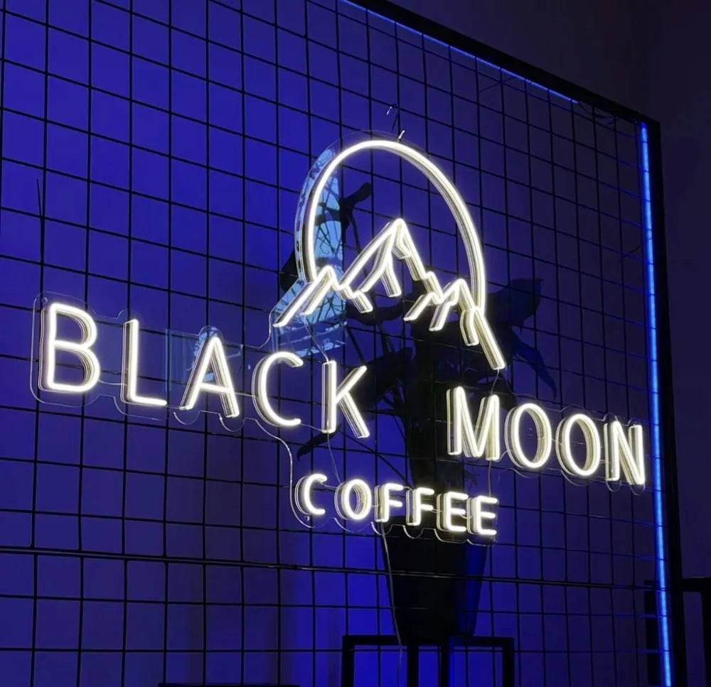 Neonschild für Studio — Black Moon